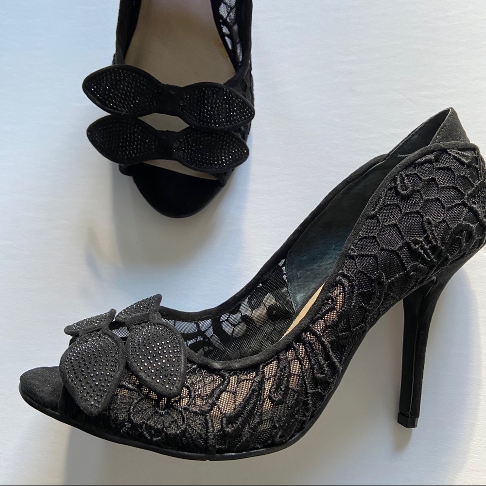 Lace Nine West Heels